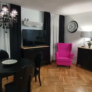 Апартаменты Apartament Twarda, Варшава